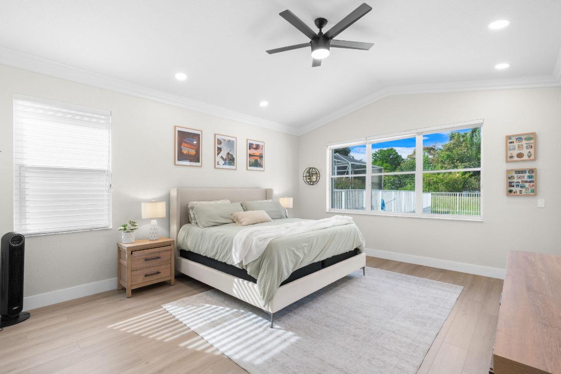 11325 Sea Grass Circle