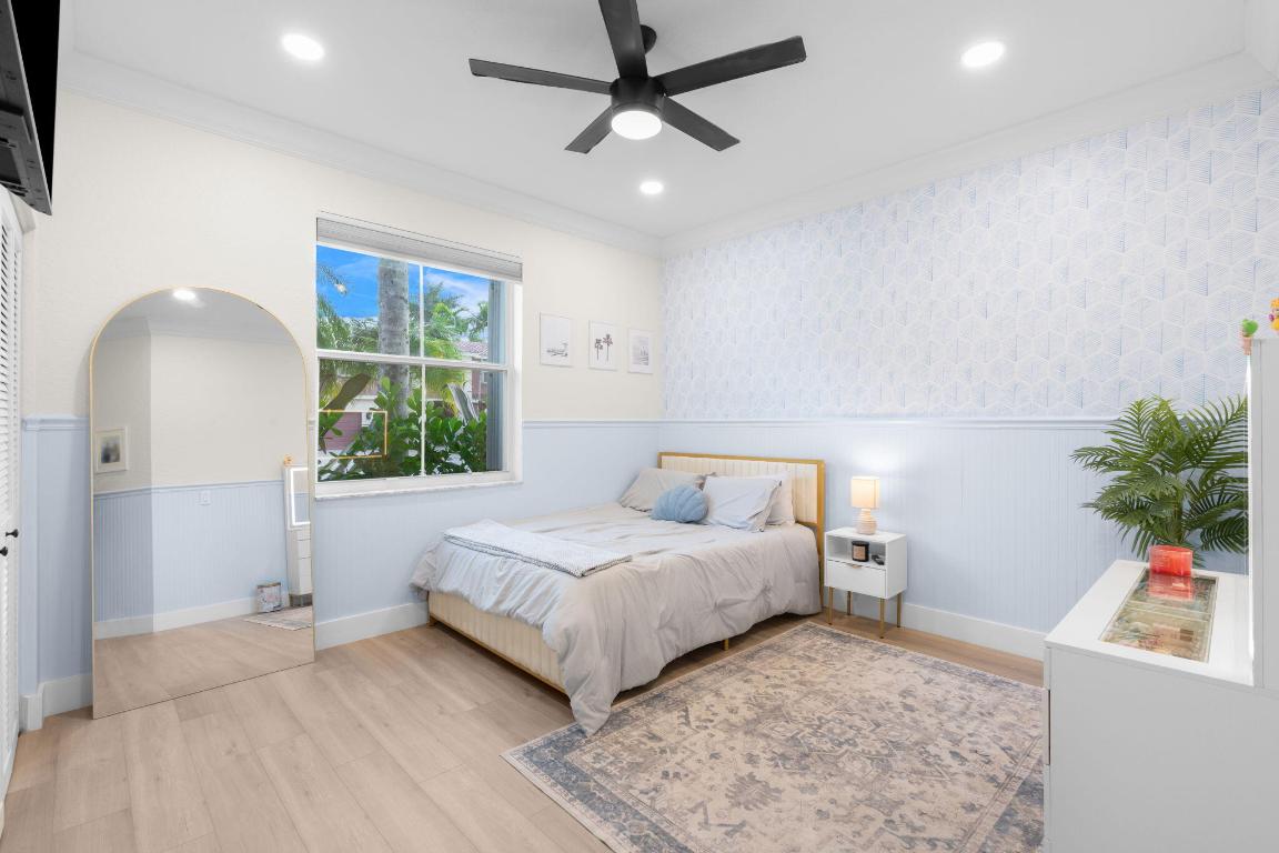 11325 Sea Grass Circle