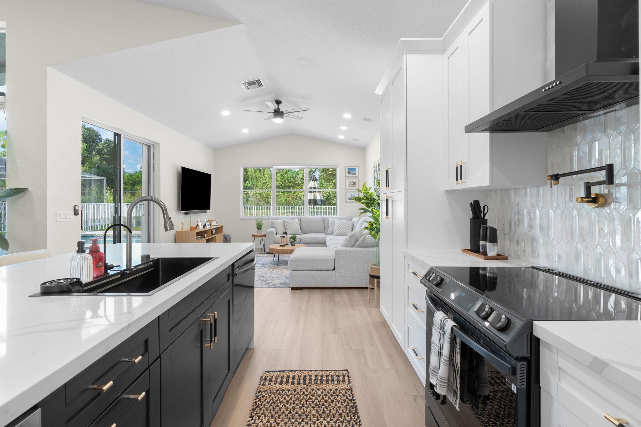 11325 Sea Grass Circle