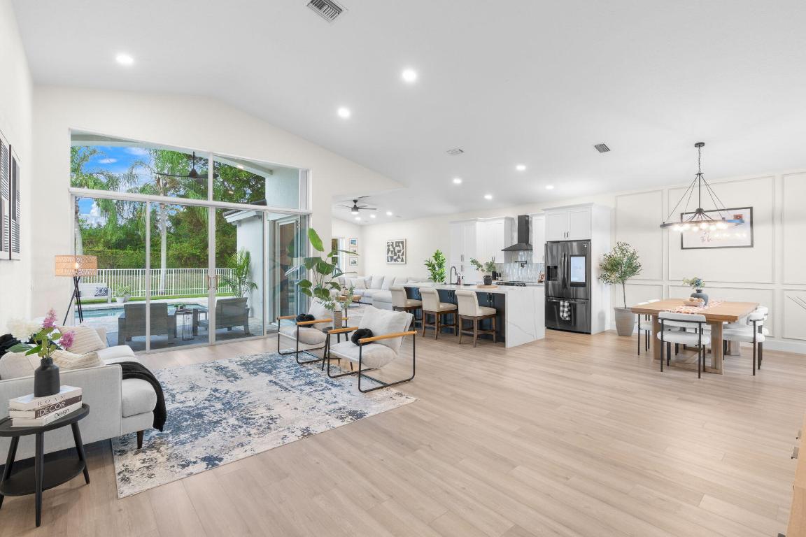 11325 Sea Grass Circle