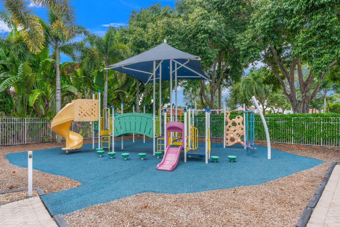 11325 Sea Grass Circle