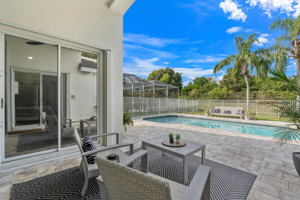 11325 Sea Grass Circle