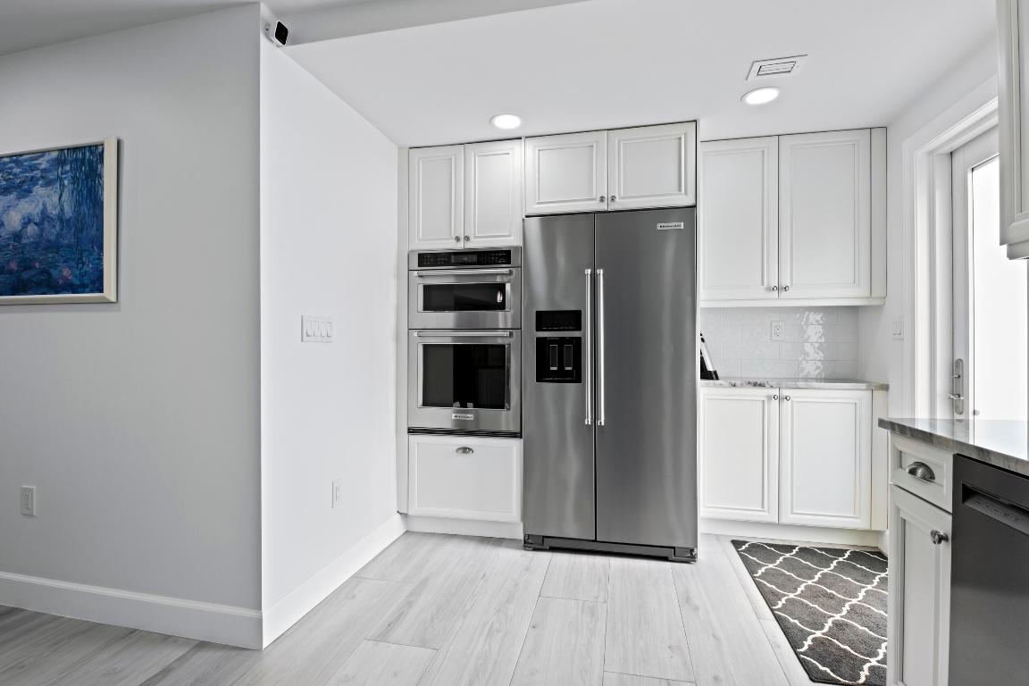 1299 S Ocean Boulevard S3