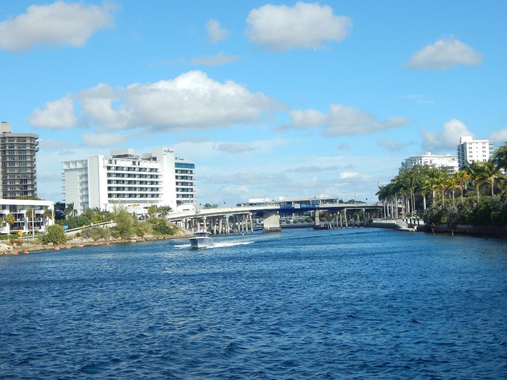 1299 S Ocean Boulevard S3