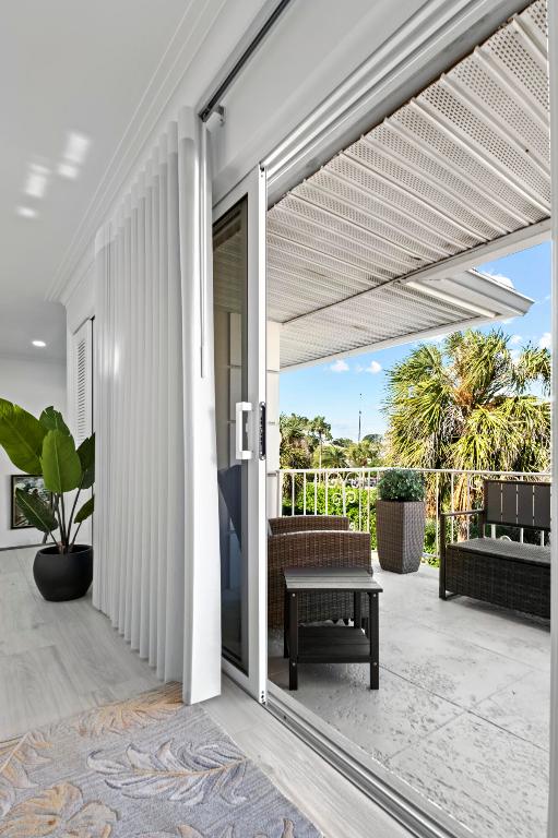 1299 S Ocean Boulevard S3