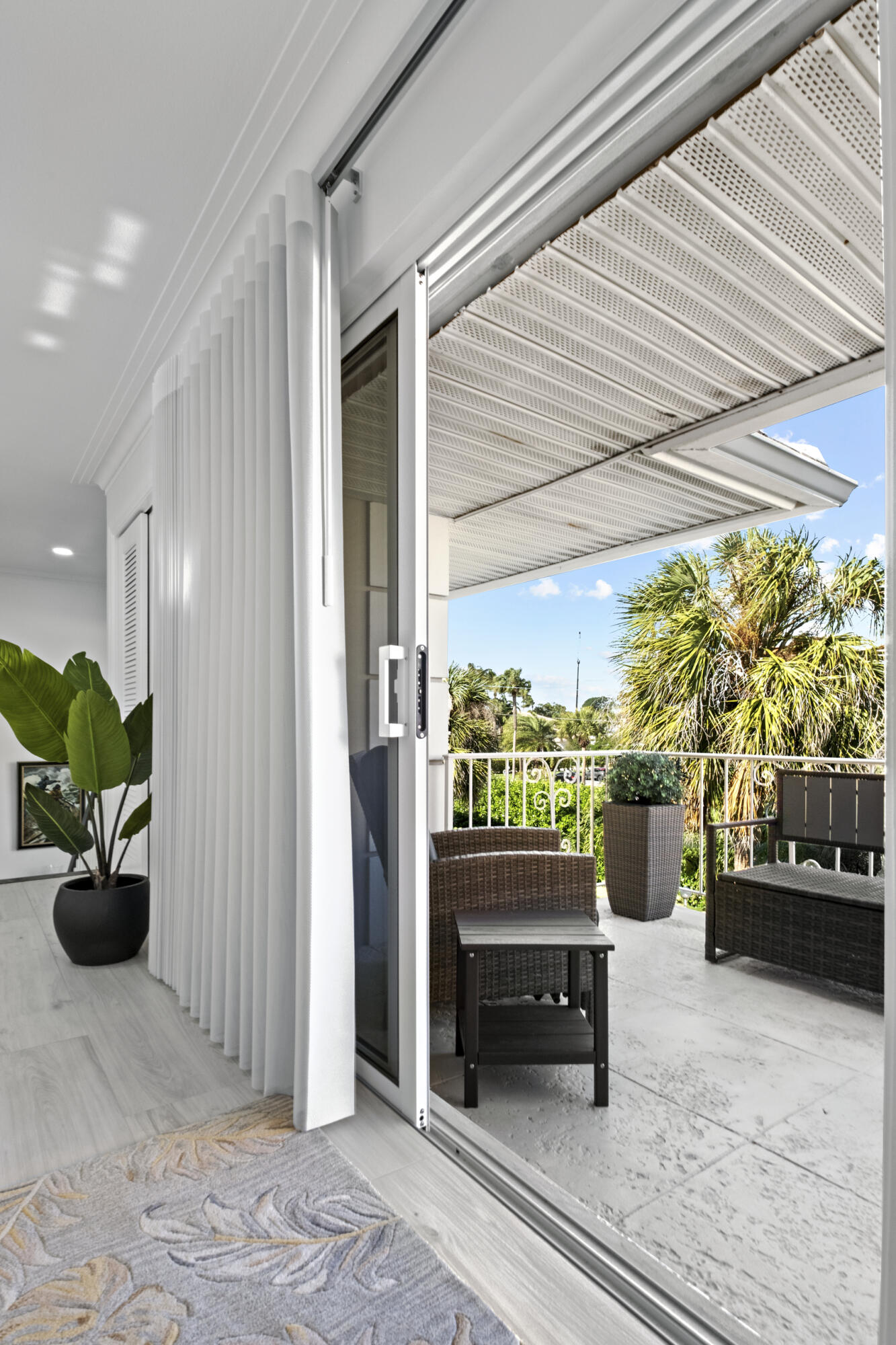 1299 S Ocean Boulevard S3