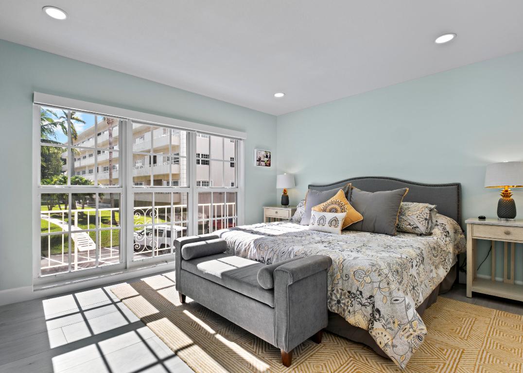 1299 S Ocean Boulevard S3