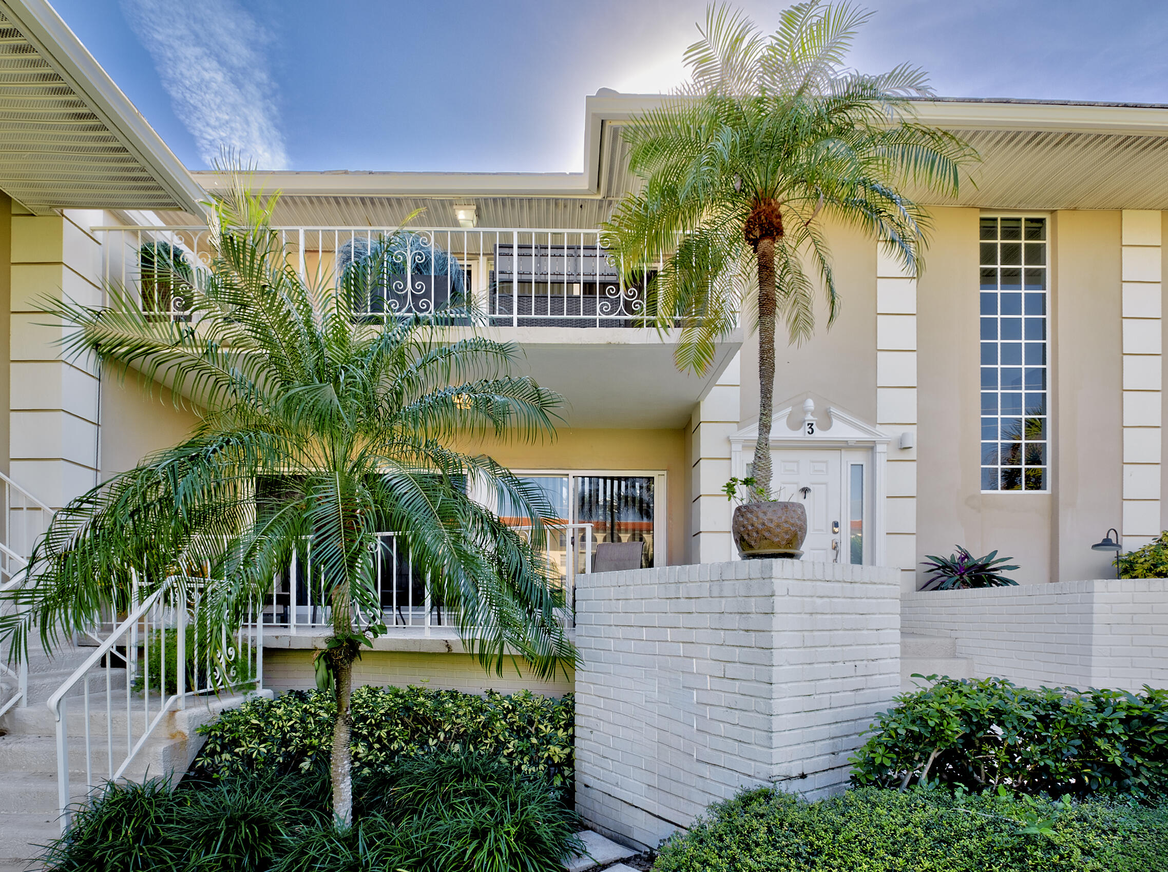 1299 S Ocean Boulevard S3