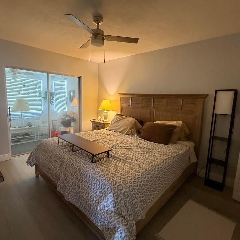 2102 Lake Osborne Drive 20