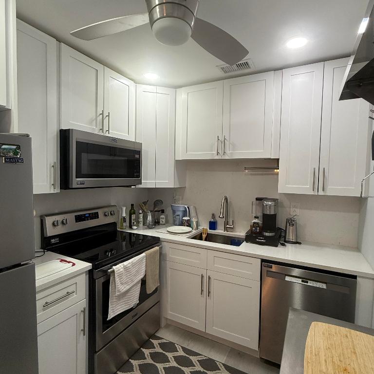 2102 Lake Osborne Drive 20