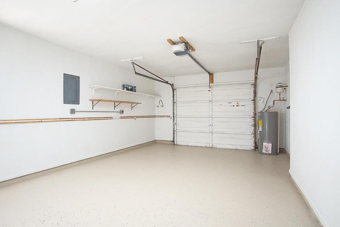 737 SW Belmont Circle