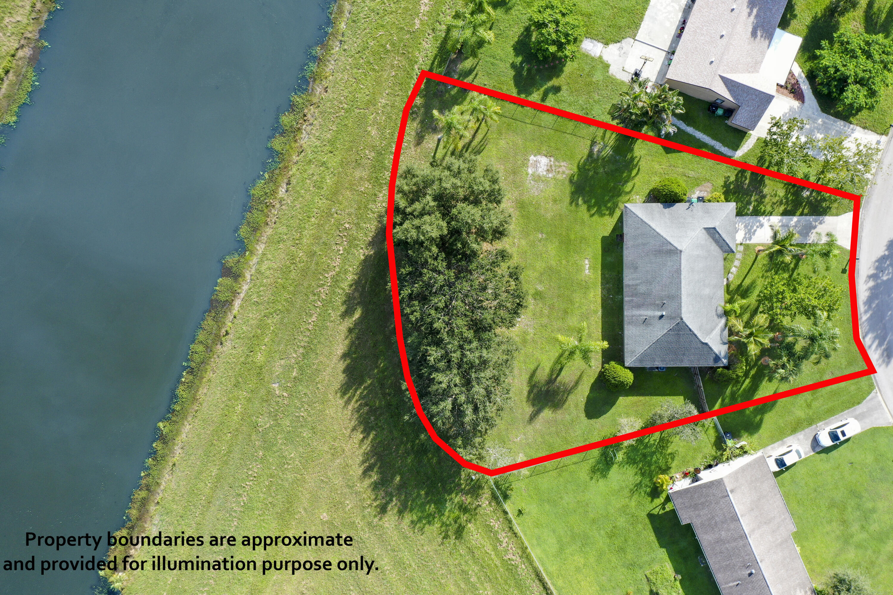 737 SW Belmont Circle