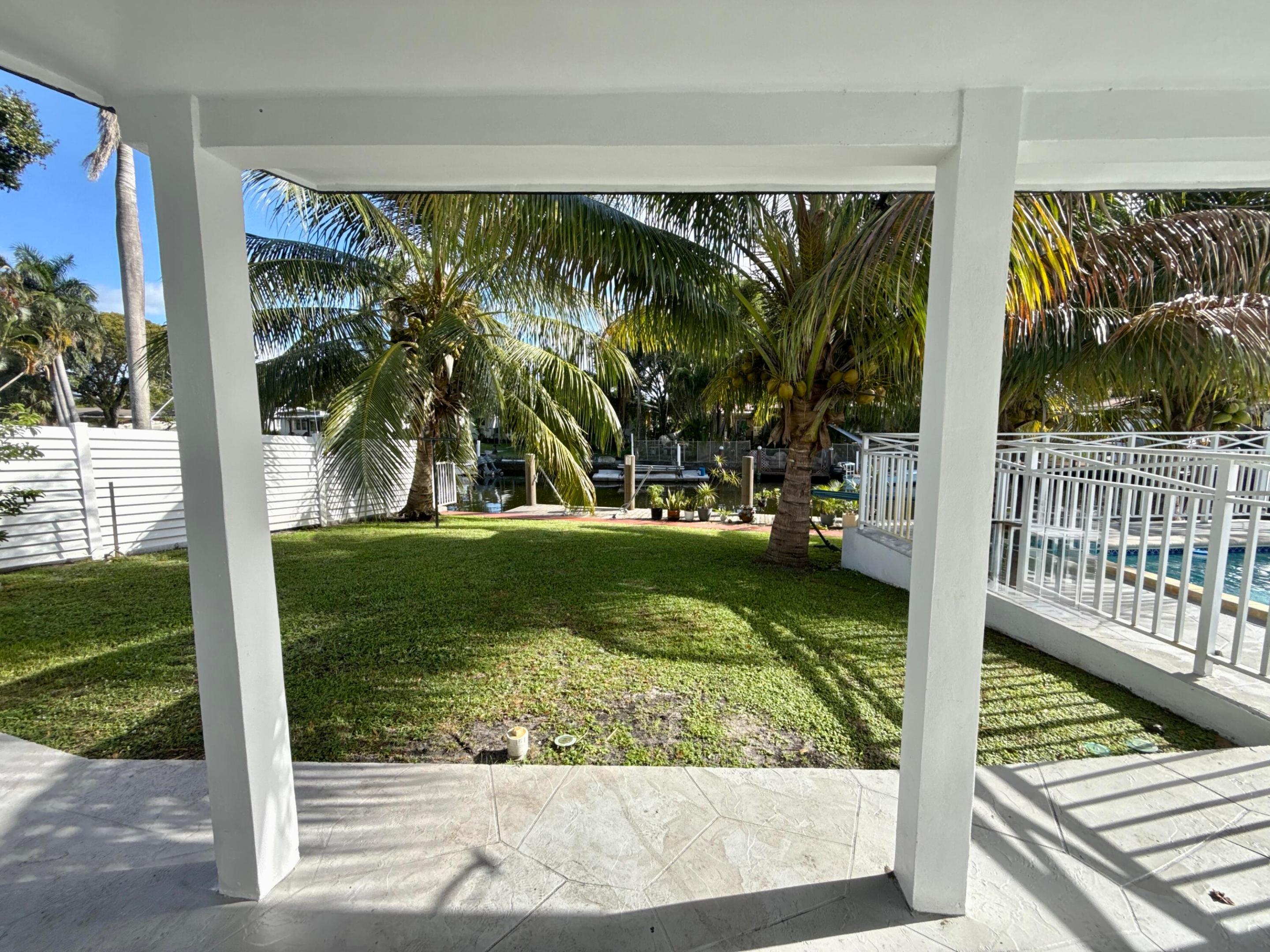 4540 SW 28th Terrace