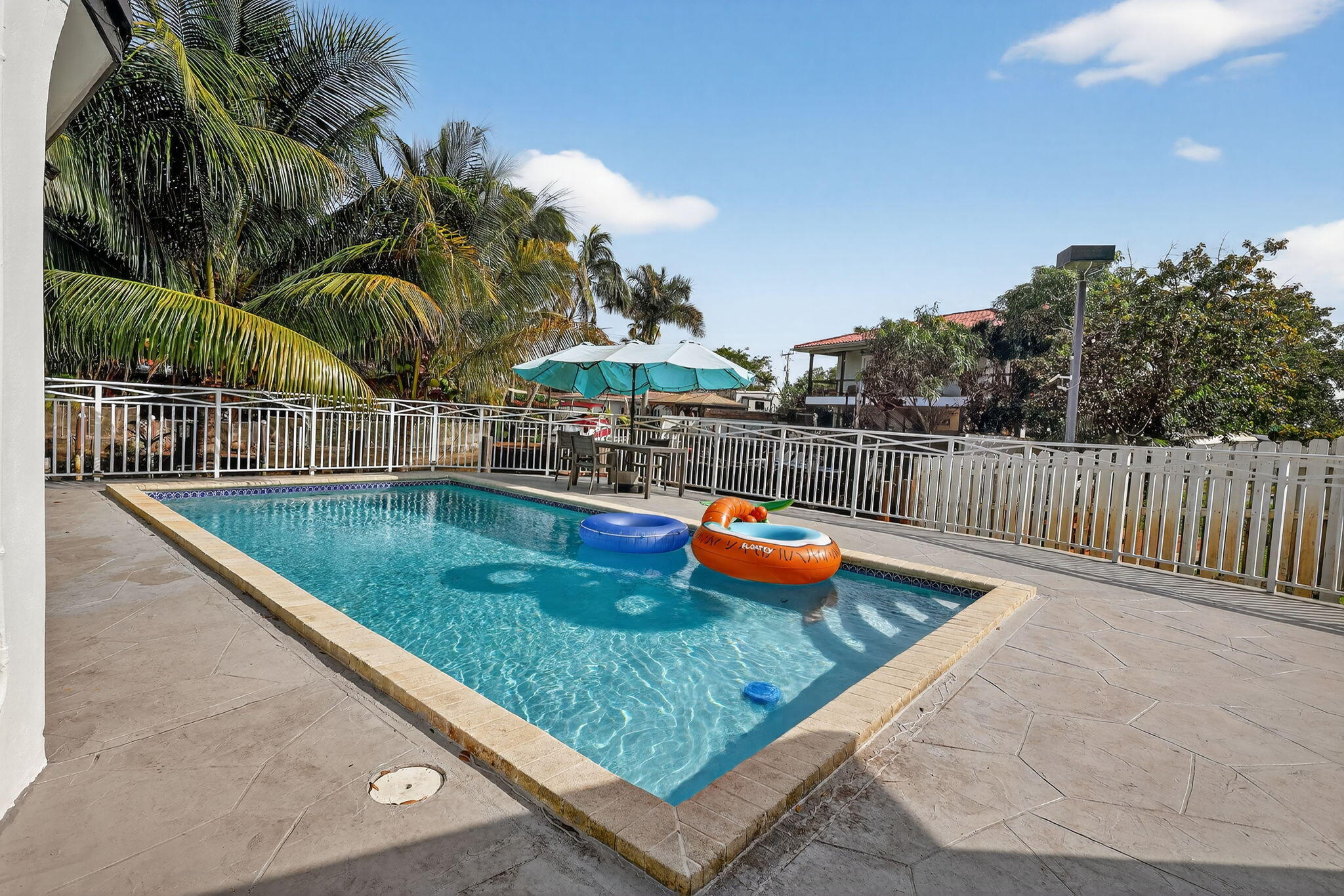 4540 SW 28th Terrace