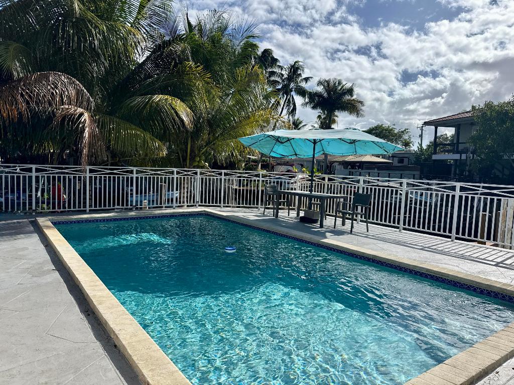 4540 SW 28th Terrace