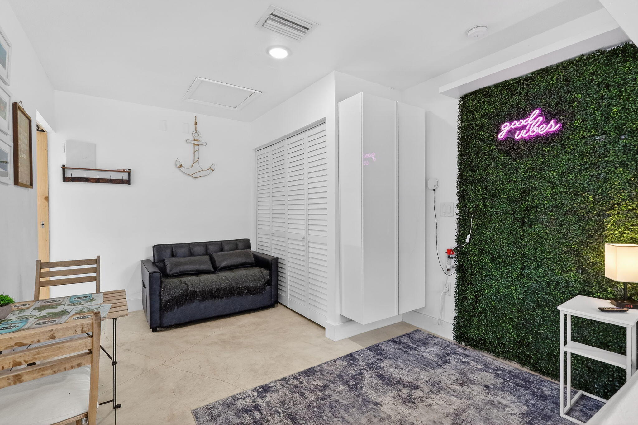 4540 SW 28th Terrace