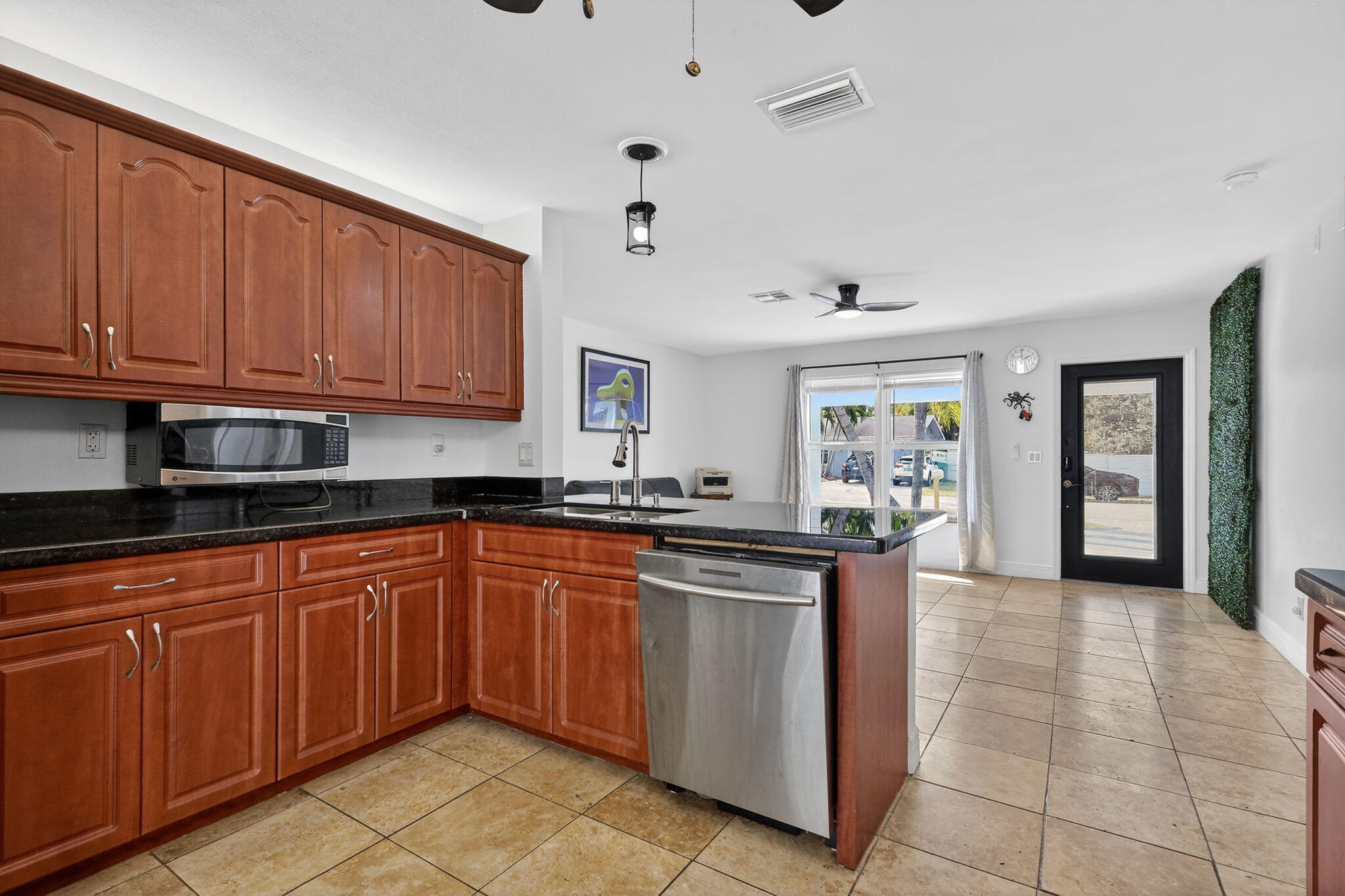 4540 SW 28th Terrace