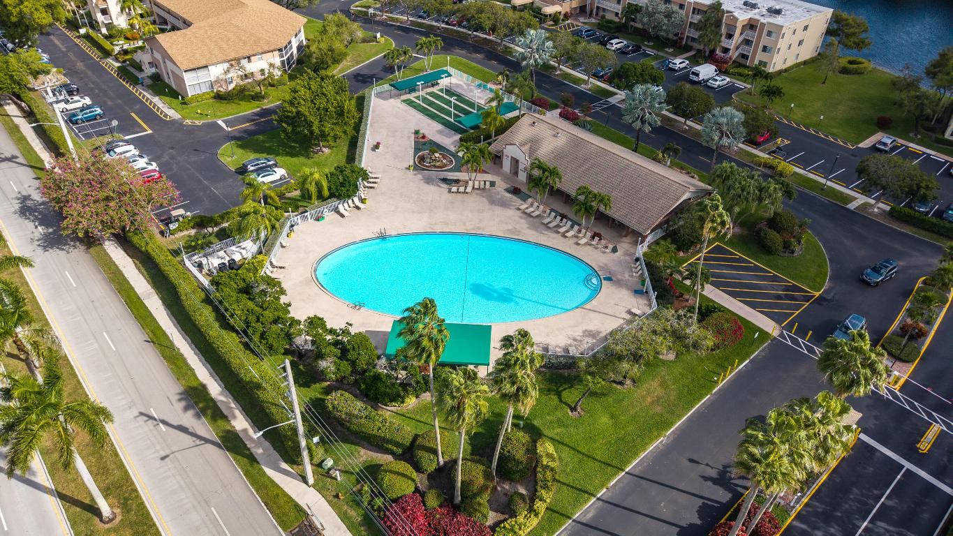 7142 S Devon Drive 210