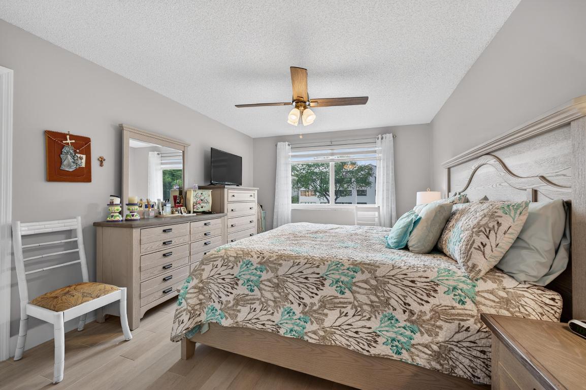 7142 S Devon Drive 210