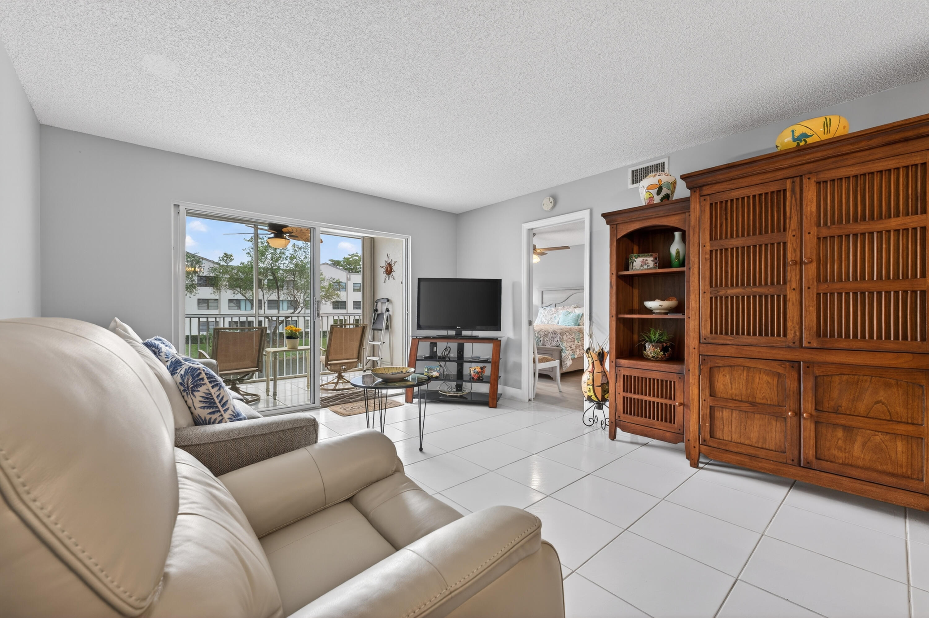 7142 S Devon Drive 210