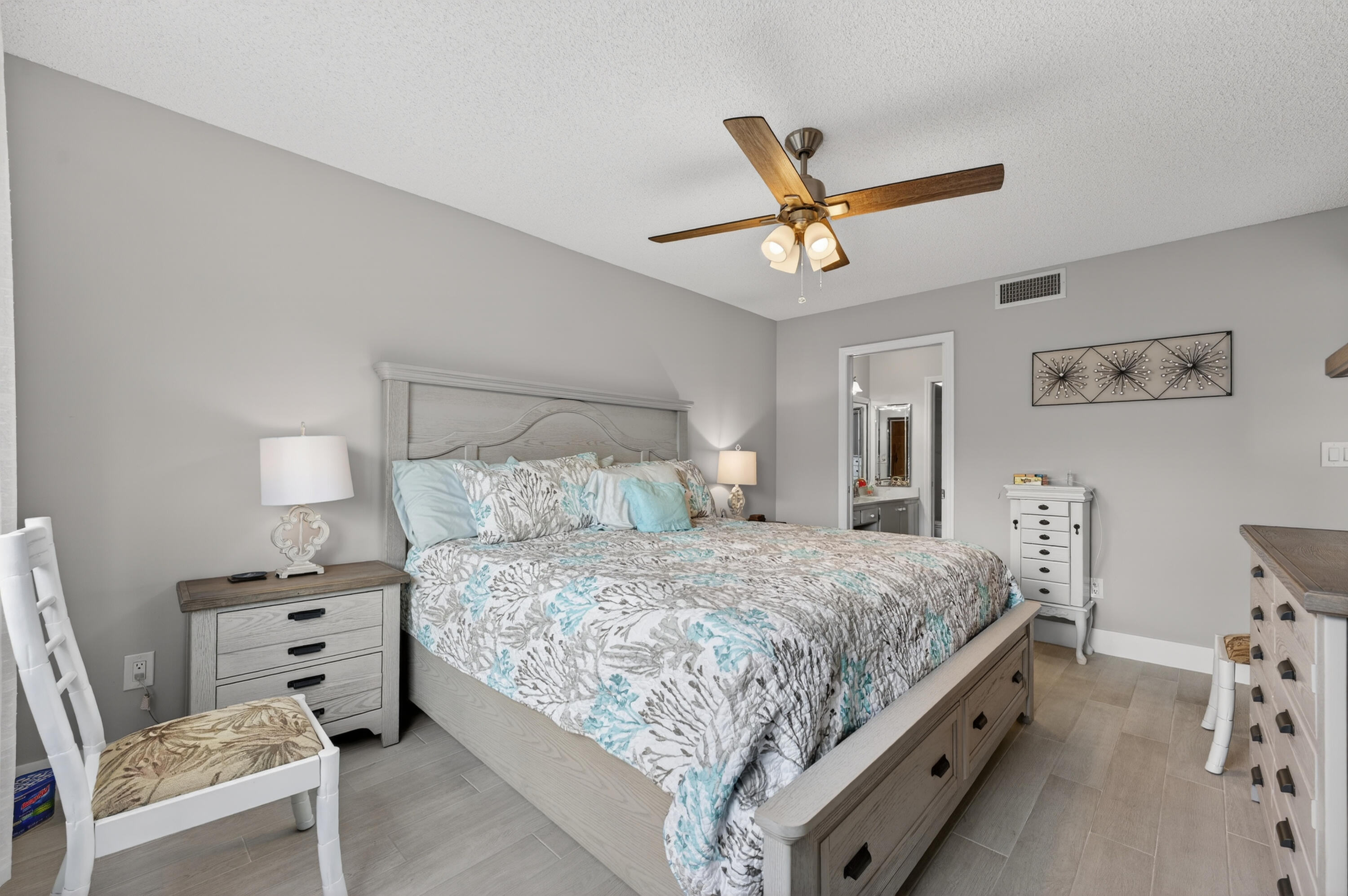 7142 S Devon Drive 210