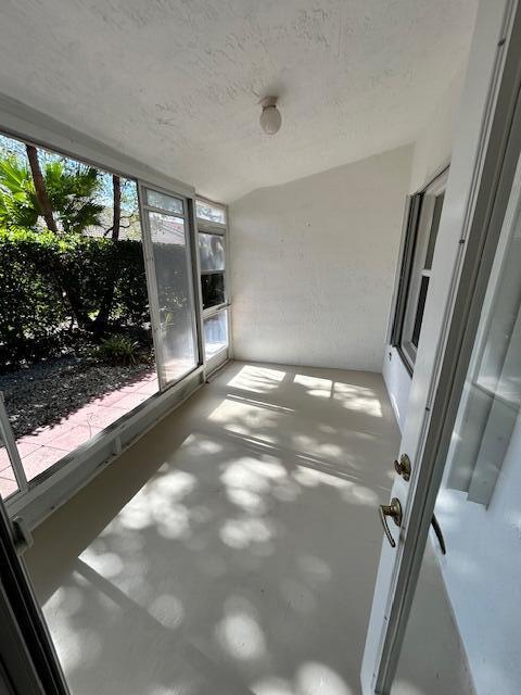 6092 Petunia Road