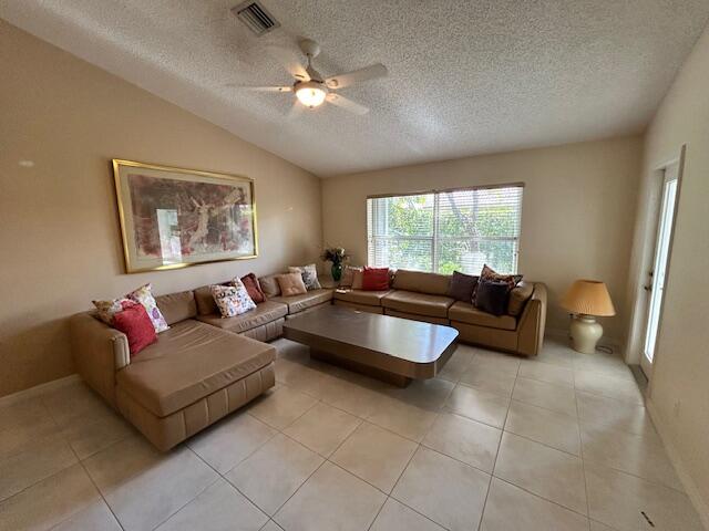 6092 Petunia Road
