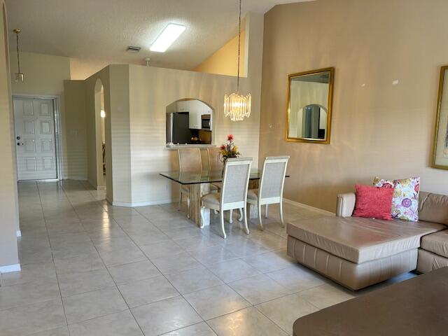 6092 Petunia Road