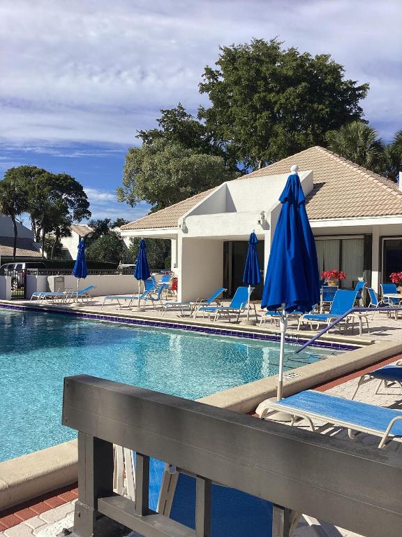 2308 Bridgewood Drive 2308