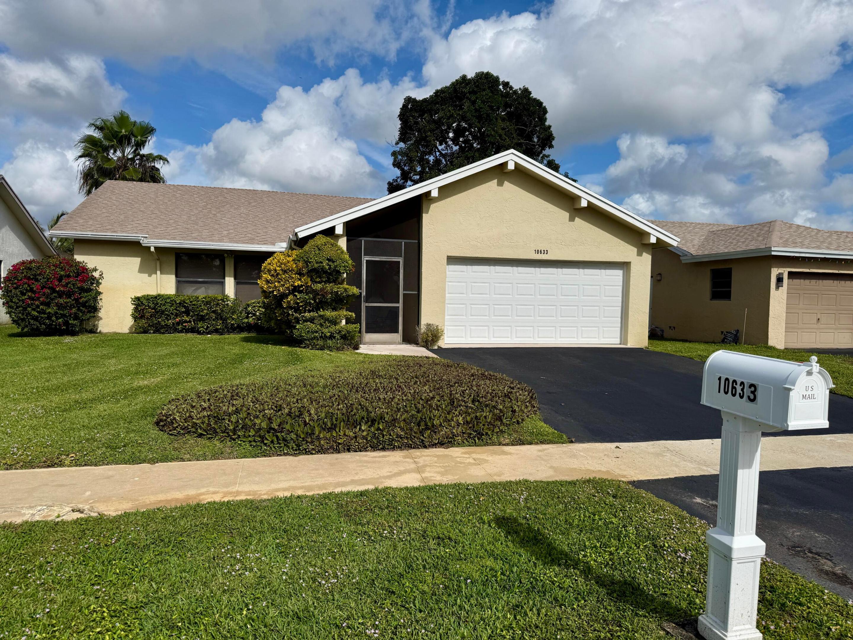 10633 Greenbriar Court
