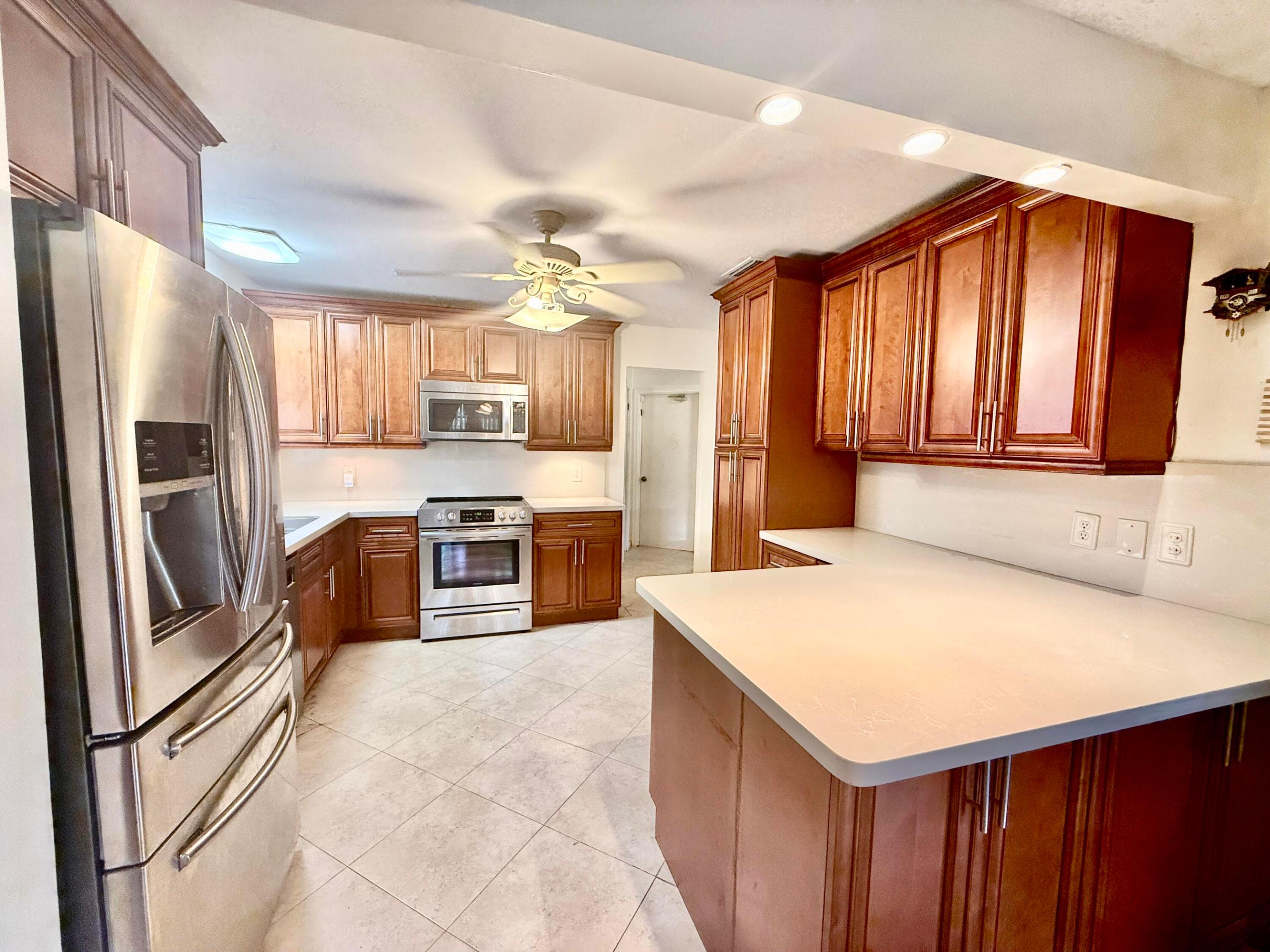 10633 Greenbriar Court