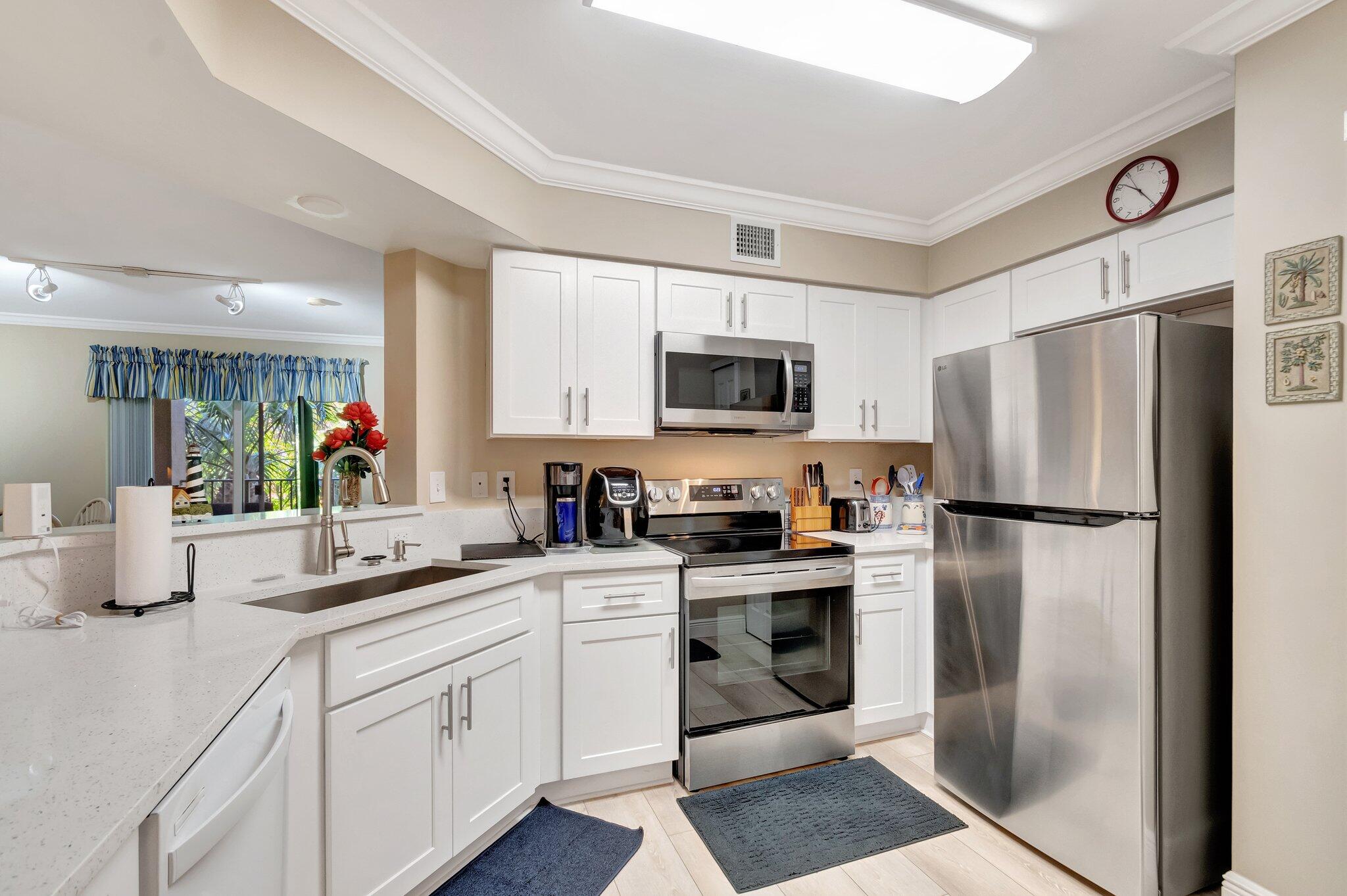 500 Scotia Drive 305