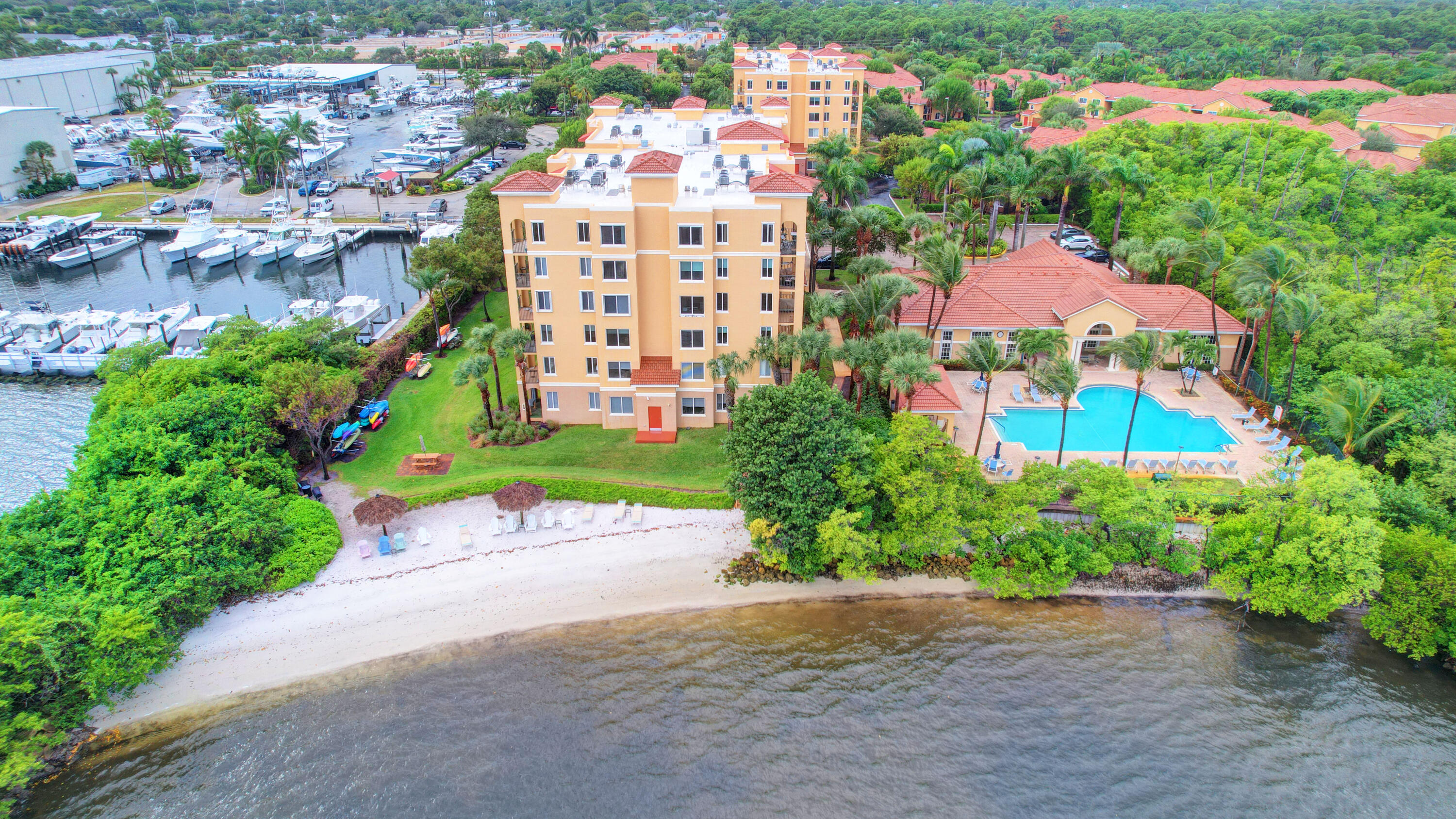 500 Scotia Drive 305