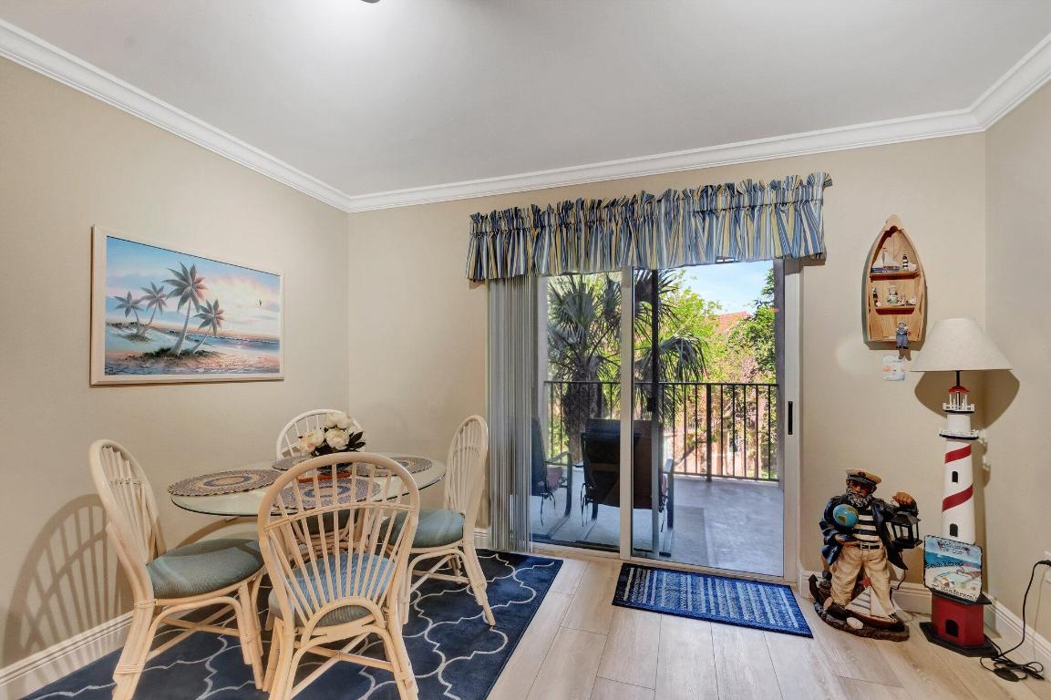 500 Scotia Drive 305