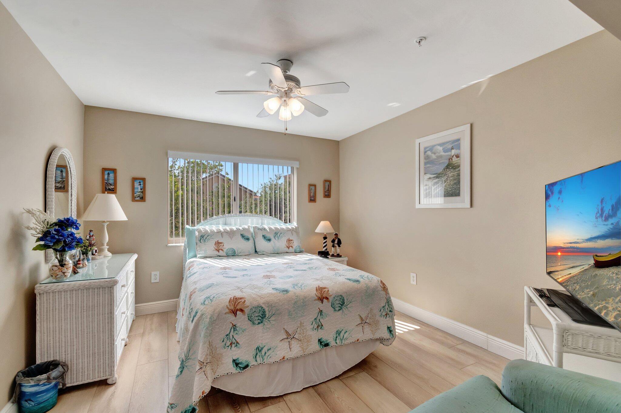 500 Scotia Drive 305
