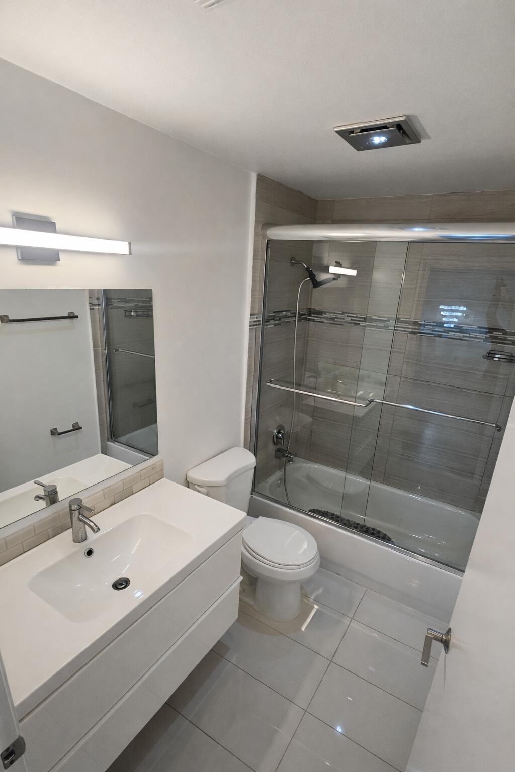 4135 Eastridge Circle