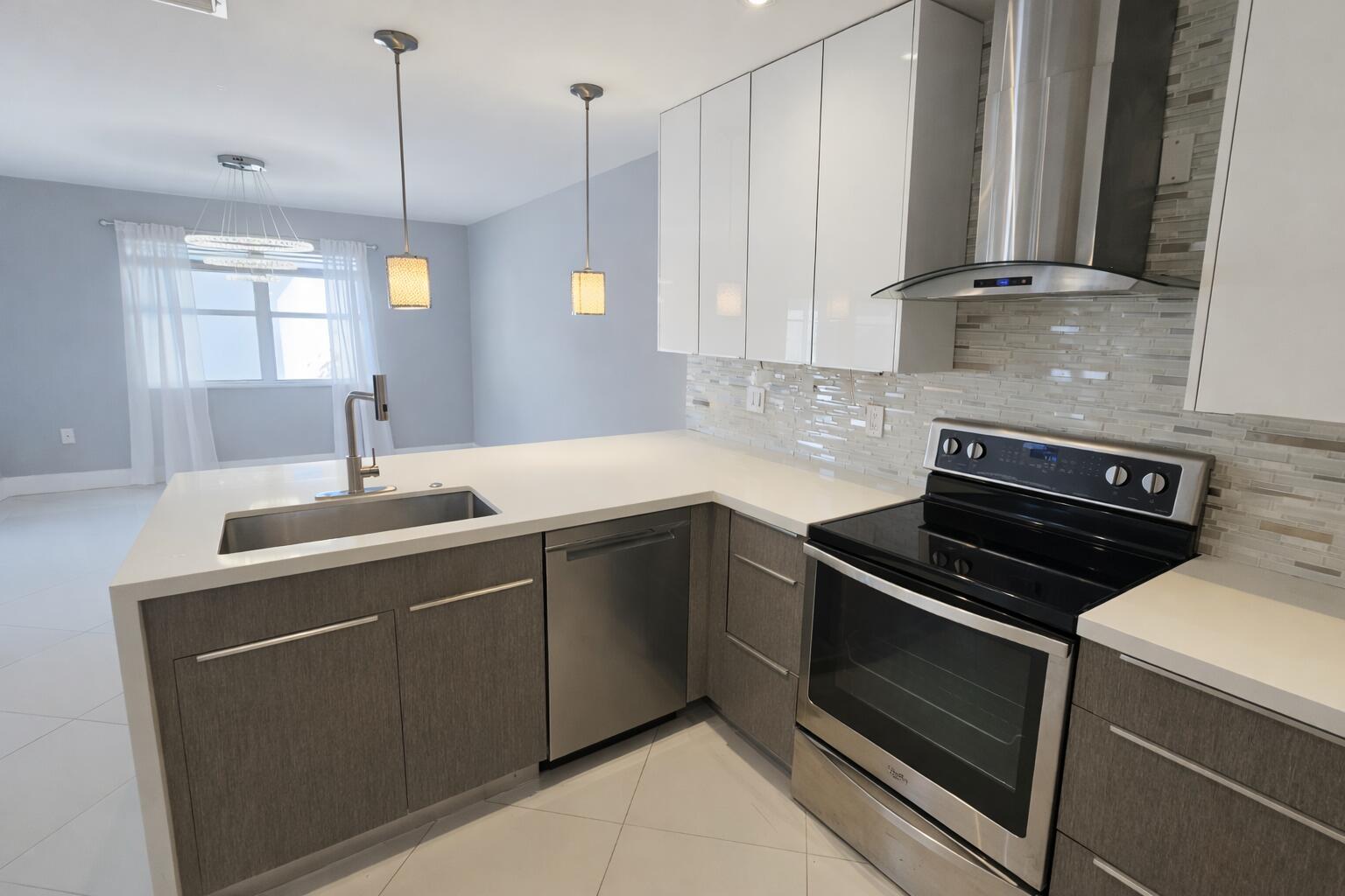 4135 Eastridge Circle