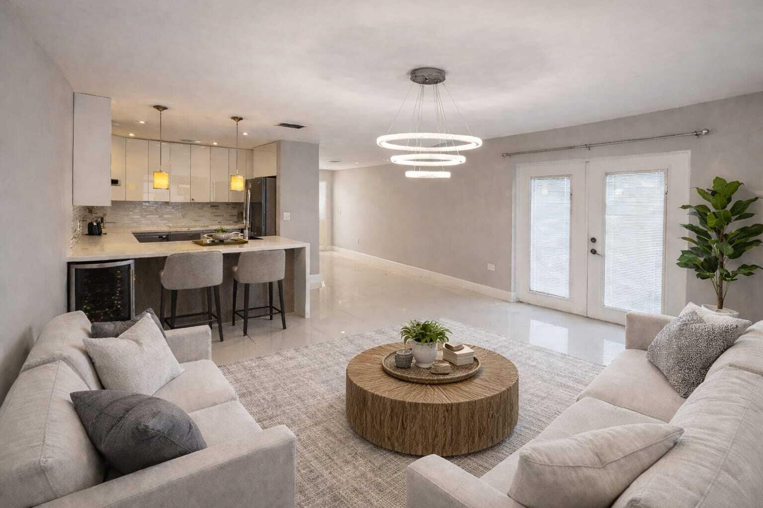 4135 Eastridge Circle