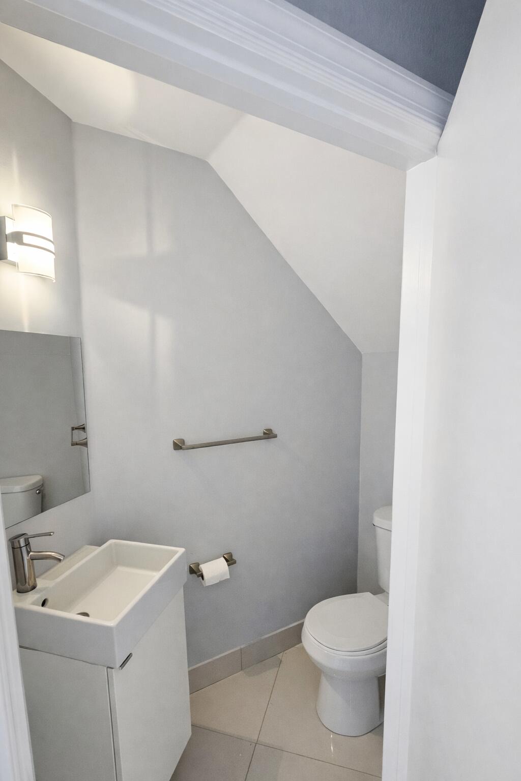 4135 Eastridge Circle