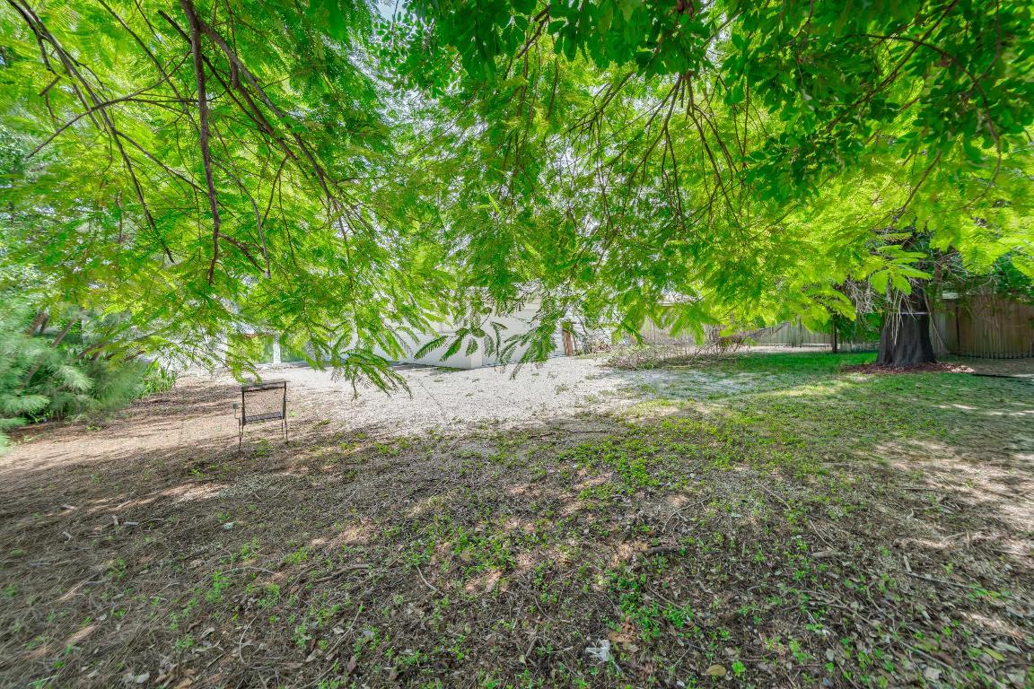 2405-2407 N East Coast Street