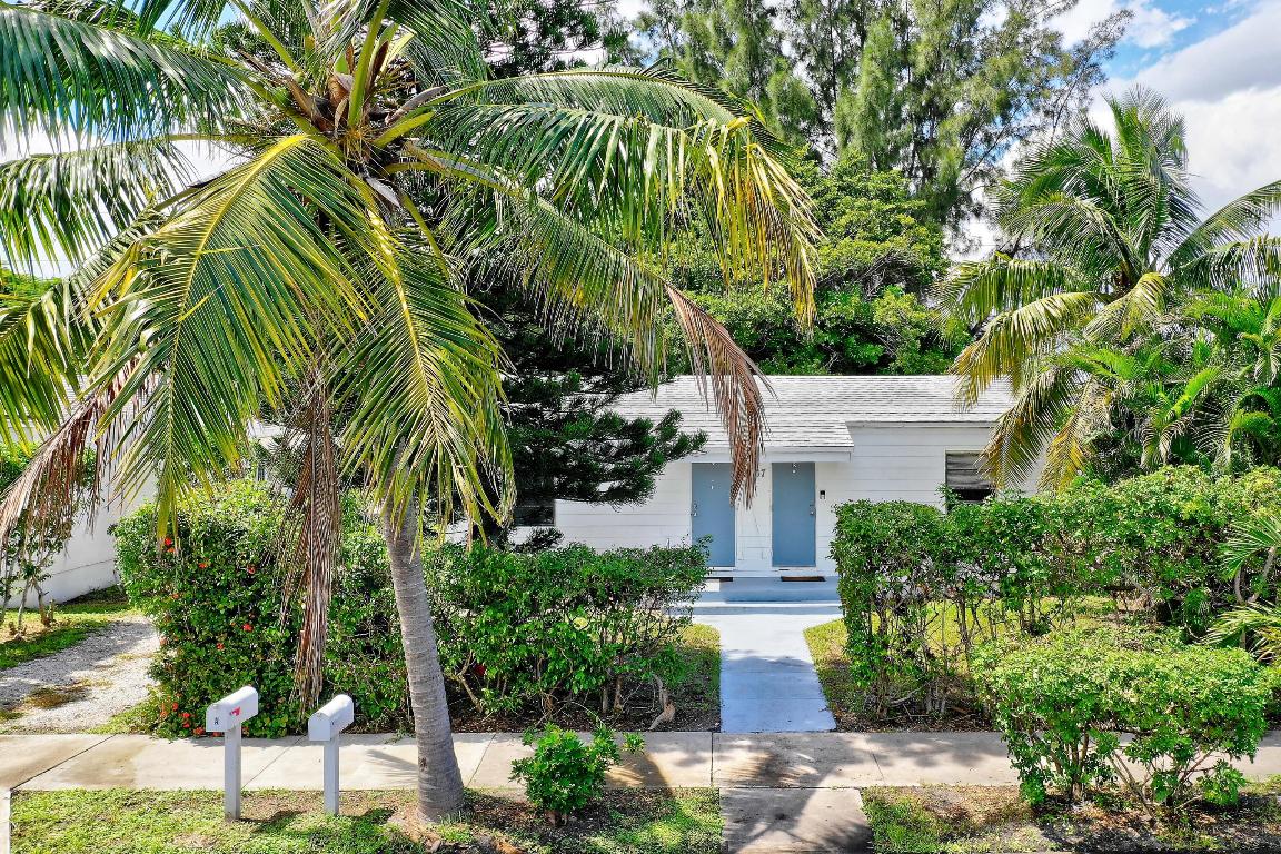 2405-2407 N East Coast Street