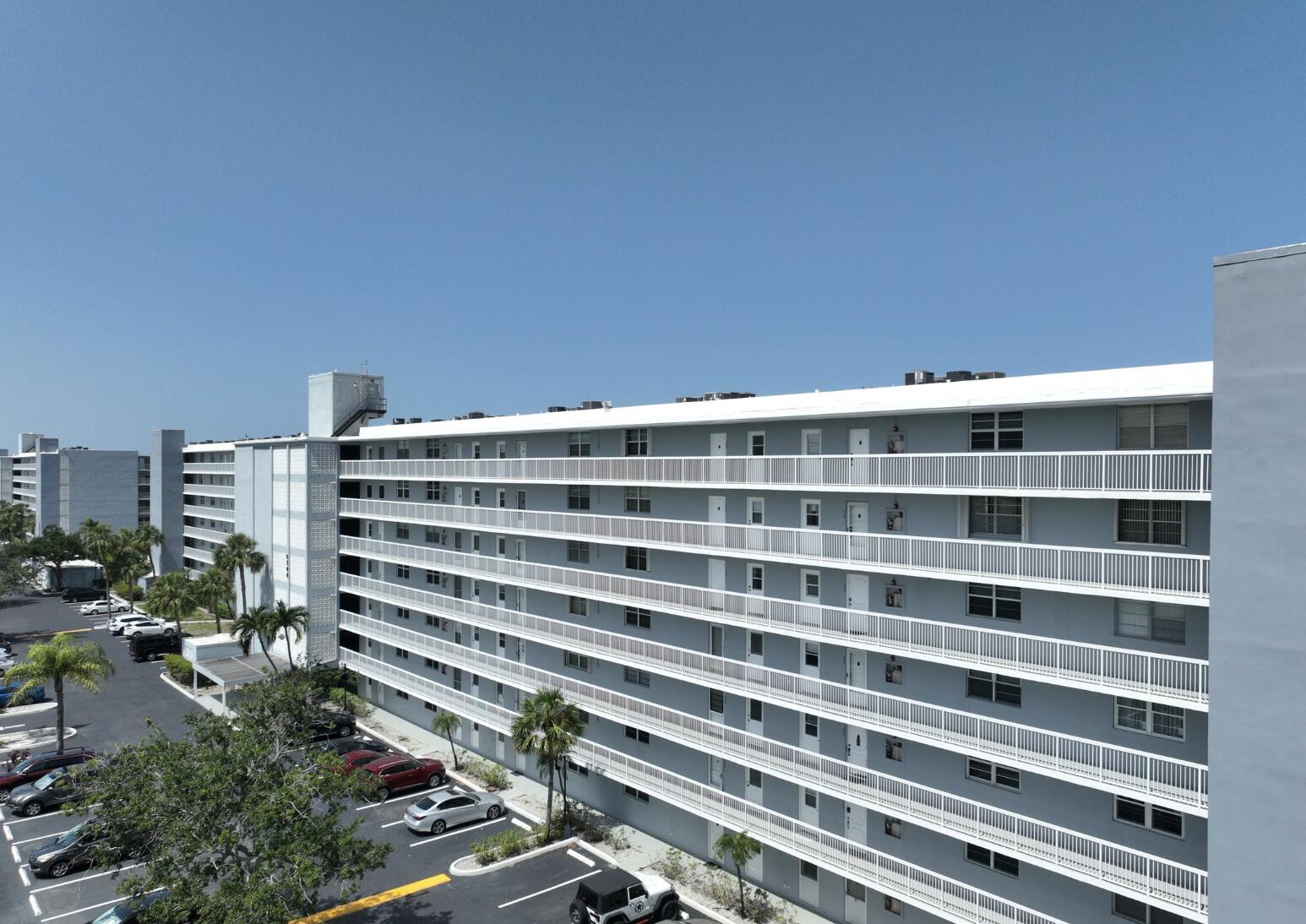 5500 NW 2nd Avenue 522