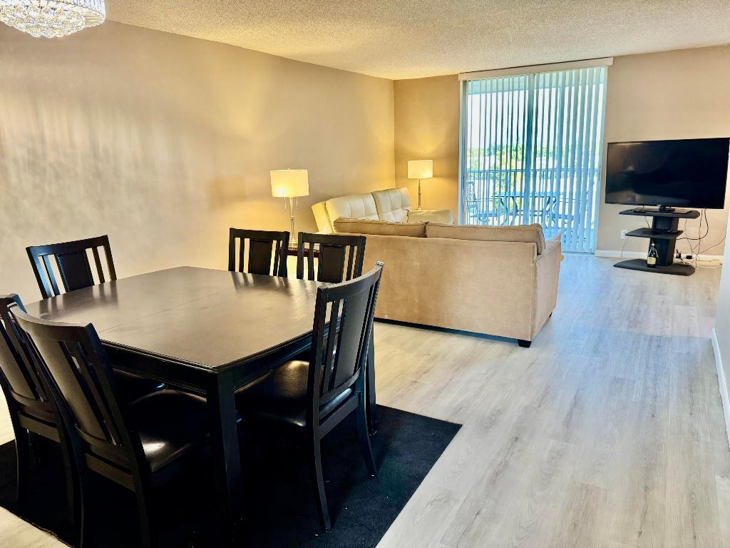 5500 NW 2nd Avenue 522