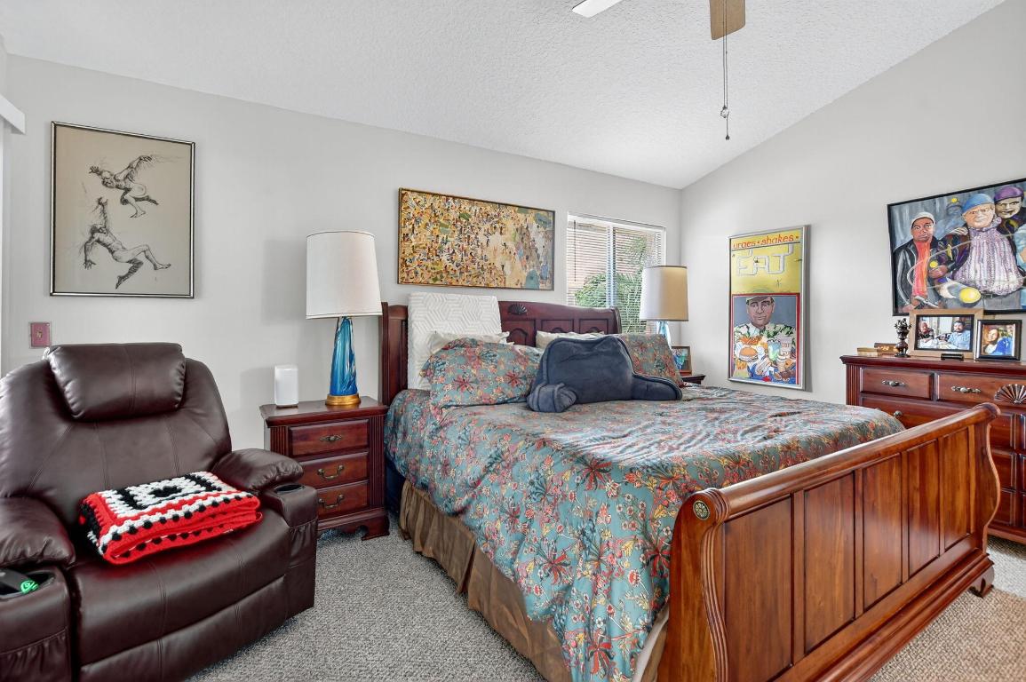 23181 Fountain View B