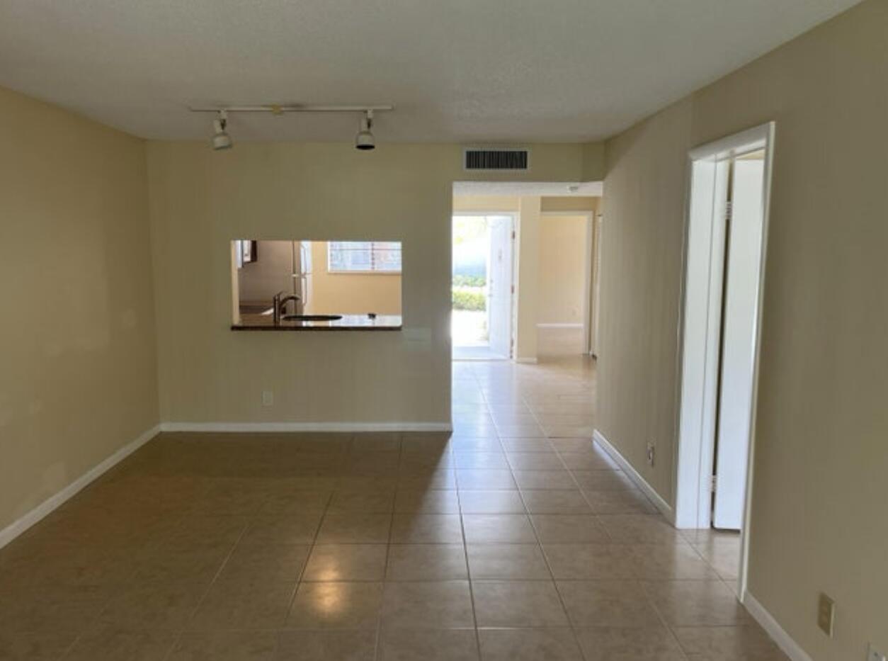 1256 S Military Trail 911
