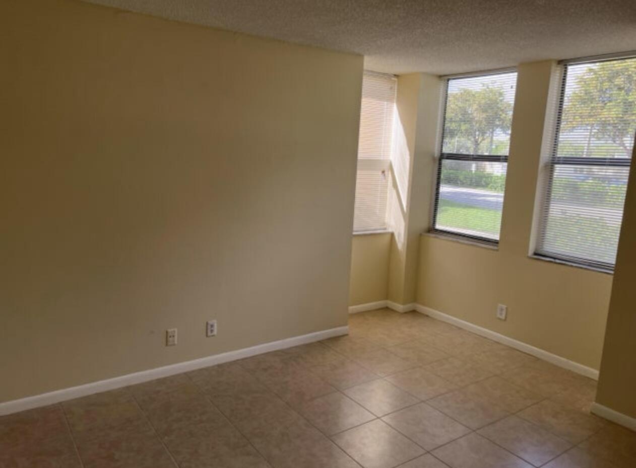1256 S Military Trail 911