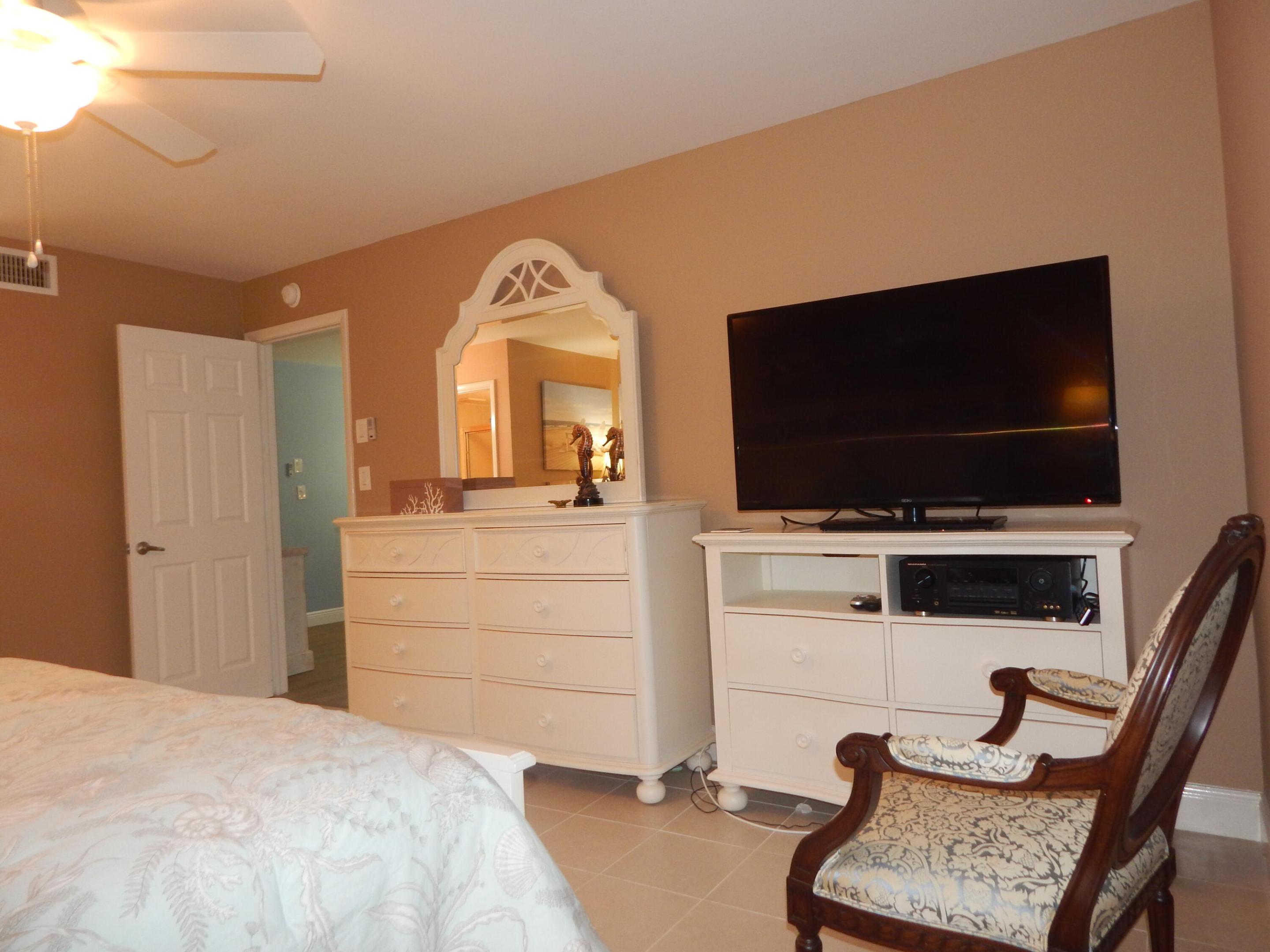 120 SE 7th Street 1002