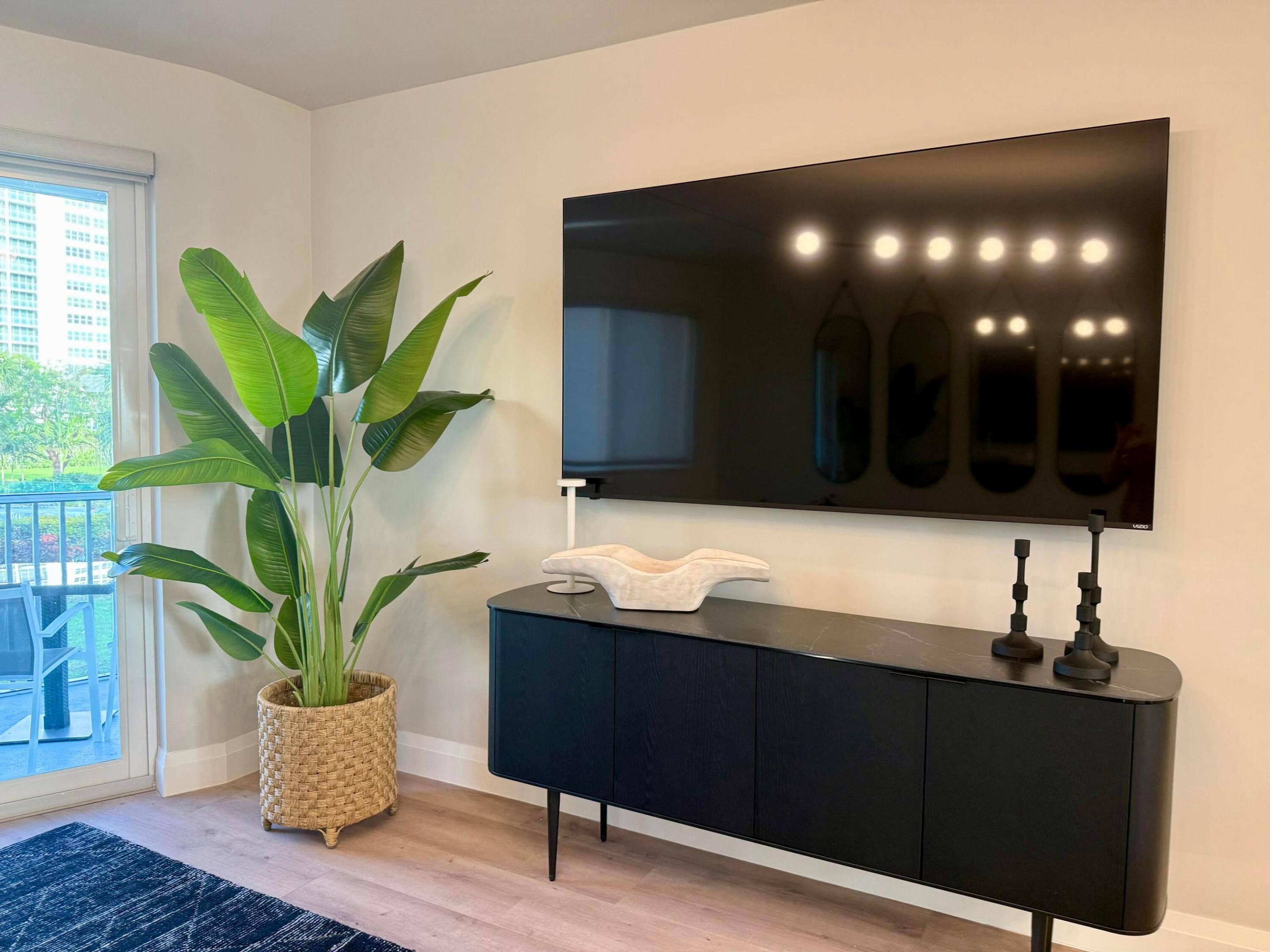 2730 Banyan Road 23b, Boca Raton Unit: 23b