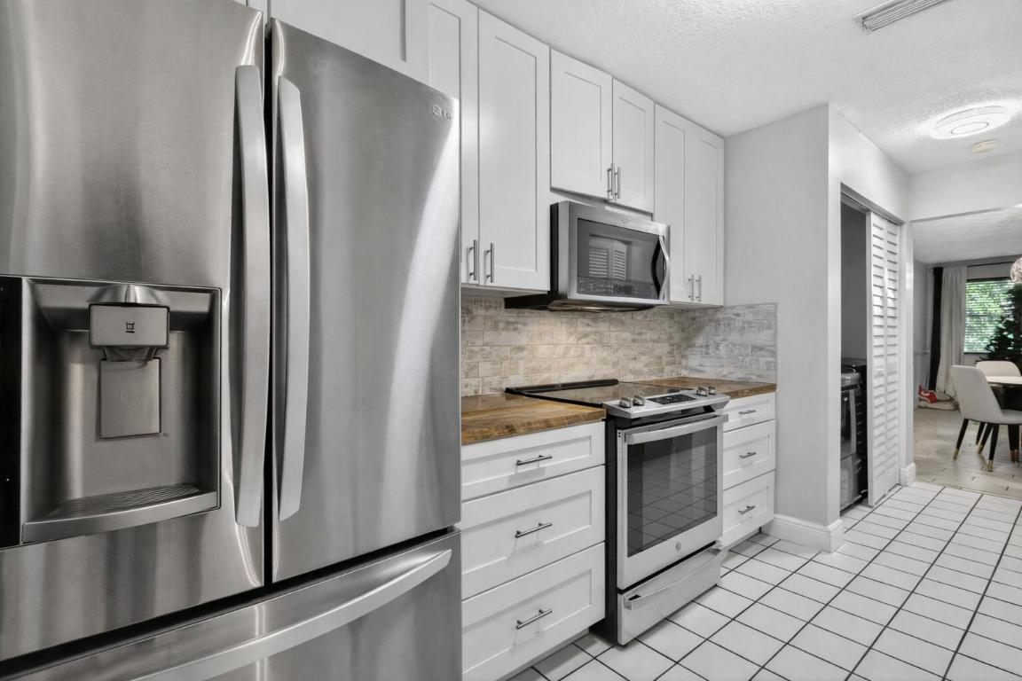 12228 Sag Harbor Court 2, Wellington Unit: 2