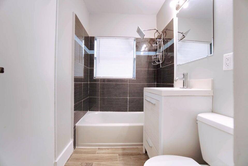 1117 NW 7th Terrace, Fort Lauderdale